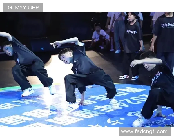 广州街舞队实力提升引发热议街舞文化新变革与发展趋势探讨