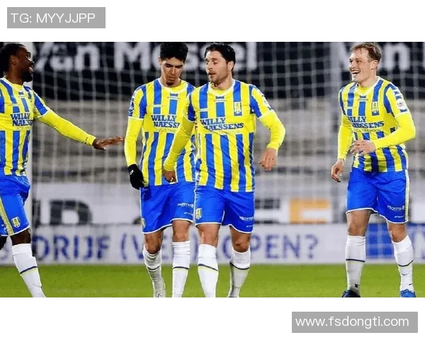 荷乙联赛精彩对决瓦尔韦主场迎战奥斯球队全力争胜 荷乙联赛精彩对决瓦尔韦主场迎战奥斯球队全力争胜